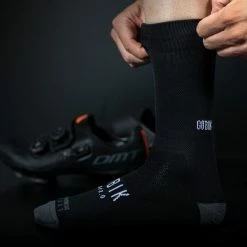 Chaussettes Gobik Iro 2.0 Unisex Noir -Vélos Urbains Soldes Boutique c a l c e t i n e s i r o 2 0 b l a c k 03 1800x1800 700x700 2