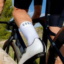 Chaussettes Gobik Pure Unisex Blanc -Vélos Urbains Soldes Boutique c a l c e t i n e s p u r e u n i s e x w h i t e 04 700x700 2