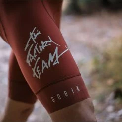 Cuissard Court Gobik Révolution Factory Team 23 33 Cuissard Court Gobik Révolution Factory Team 23 -Vélos Urbains Soldes Boutique capture dcran 2023 03 02 174236 700x700 2