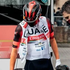 Gilet Gobik Plus 2.0 Homme UAE Team Emirates 32 Gilet Gobik Plus 2.0 Homme UAE Team Emirates -Vélos Urbains Soldes Boutique chaleco plus hombre world tour u a e team emirates 2021 3 1800x1800 700x700 1