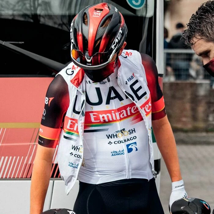 Gilet Gobik Plus 2.0 Homme UAE Team Emirates 13 Gilet Gobik Plus 2.0 Homme UAE Team Emirates – Image 11