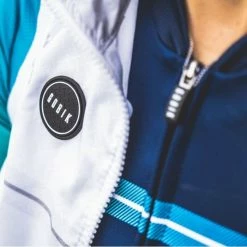 Gilet Gobik Plus 2.0 Iceberg Femme 51 Gilet Gobik Plus 2.0 Iceberg Femme -Vélos Urbains Soldes Boutique chaleco plus mujer iceberg gobik warm series21 3 dd6ce8e6 059e 445c 8f2a 0461ee7d3c21 600x 700x700 3