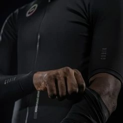 Veste Manche Courte Gobik Envy Jet Black Homme 2023 96 Veste Manche Courte Gobik Envy Jet Black Homme 2023 -Vélos Urbains Soldes Boutique chaqueta hombre envy ml cold series 2022 gobik 8 1800x1800 700x700 5