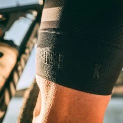 Cuissard Court Gobik Absolute 5.0 K10 Black Homme 28 Cuissard Court Gobik Absolute 5.0 K10 Black Homme -Vélos Urbains Soldes Boutique culotte corto hombre absolute 5.0 black series gobik 5 700x700 1