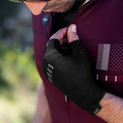 Gants Gobik Hawk Unisex Noir -Vélos Urbains Soldes Boutique g u a n t e s h a w k c r d a r k n e s 04 d375a114 c190 4074 a900 25e31e2fd7e5 1500x1500 700x700 6