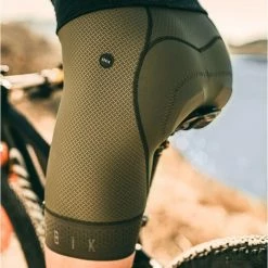 Cuissard Court Gobik Absolute 5.0 K9 Army Femme 59 Cuissard Court Gobik Absolute 5.0 K9 Army Femme -Vélos Urbains Soldes Boutique gobik absolute 5.0 k9 army 2 700x700 5