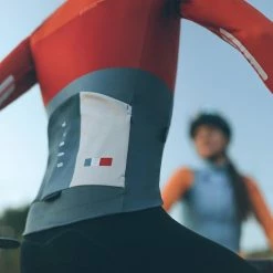 Maillot Manche Longue Gobik Cobble Crimson -Vélos Urbains Soldes Boutique maillot cobble crimson hombre cold season 22 gobik 4 700x 700x700 2