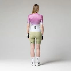 Maillot Manche Courte Gobik Attitude 2.0 Glycine Femme 2023 -Vélos Urbains Soldes Boutique maillot mujer mc attitude2.0 wisteria caps dye gobik 5 700x700 3