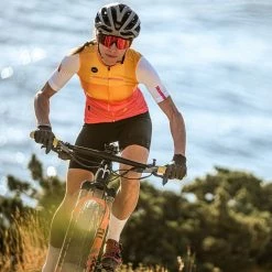 Maillot Manches Courtes Gobik Stark Mango Femme 44 Maillot Manches Courtes Gobik Stark Mango Femme -Vélos Urbains Soldes Boutique maillot mujer stark mango gobik warm series22 3 700x700 2