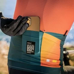 Maillot Manches Courtes Gobik Attitude 2.0 Apricot Unisex -Vélos Urbains Soldes Boutique maillot unisex attitude apricot gobik warm series22 5 700x700 6