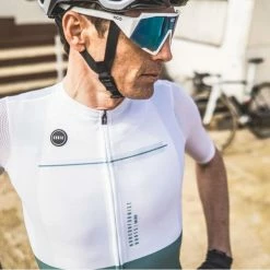 Maillot Manche Courte Gobik Attitude Greenland Unisex 32 Maillot Manche Courte Gobik Attitude Greenland Unisex -Vélos Urbains Soldes Boutique maillot unisex attitude greenland gobik warm series21 3 b3992be8 6718 4836 8c33 89ba6ad8667c 600x 700x700 1