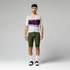 Maillot Manches Courtes Gobik Cx Pro 2.0 Mulberry Unisex 2023 84 Maillot Manches Courtes Gobik Cx Pro 2.0 Mulberry Unisex 2023 -Vélos Urbains Soldes Boutique maillot unisex mc c x pro 2.0 mulberry caps dye gobik 21 700x700 1