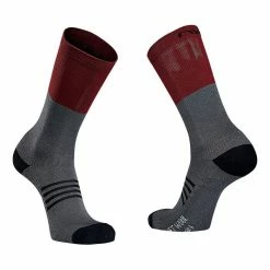 Paire De Chaussettes NorthWave Extreme Pro Rouge -Vélos Urbains Soldes Boutique primaloftextremepro 700x700 3